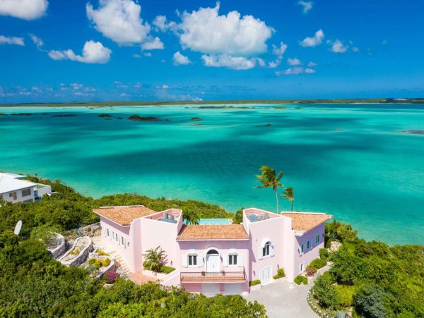 Turk and Caicos Waterfront Haven