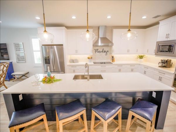 6 Bedroom Bradenton Beach Private Pool Home