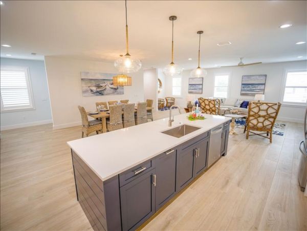 6 Bedroom Bradenton Beach Private Pool Home