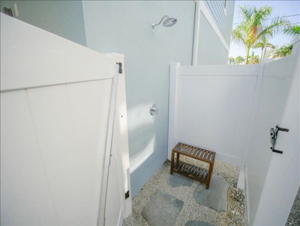 6 Bedroom Bradenton Beach Private Pool Home