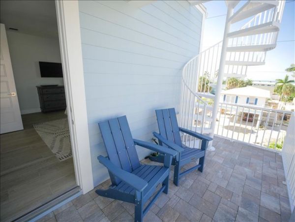6 Bedroom Bradenton Beach Private Pool Home