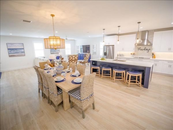 6 Bedroom Bradenton Beach Private Pool Home