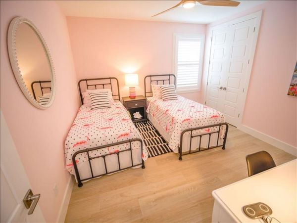 6 Bedroom Bradenton Beach Private Pool Home