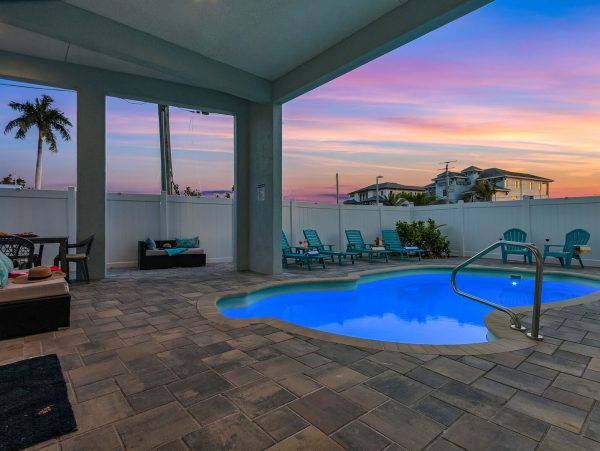 New Arrival Fort Myers Steps to Beach  Getaway with Private Beach Access and Gulf Views & Pool!
