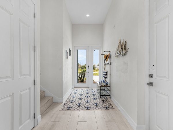 New Arrival Fort Myers Steps to Beach  Getaway with Private Beach Access and Gulf Views & Pool!