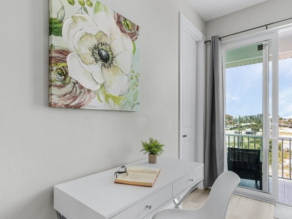 New Arrival Fort Myers Steps to Beach  Getaway with Private Beach Access and Gulf Views & Pool!