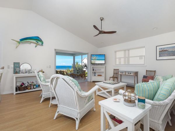 Coastal Vacation Home in Palm Island with Pool & Boat Dock
