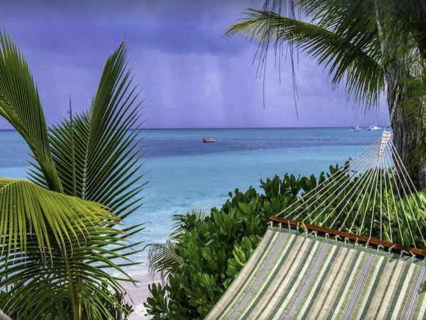 Private Vacation Villa Directly on the World´s Best Beach Grace Bay