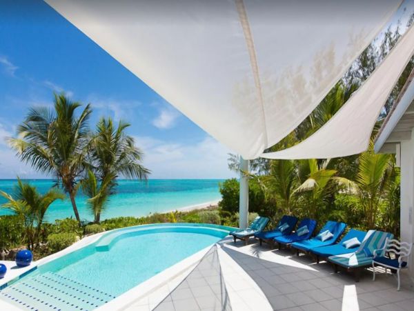 Private Vacation Villa Directly on the World´s Best Beach Grace Bay