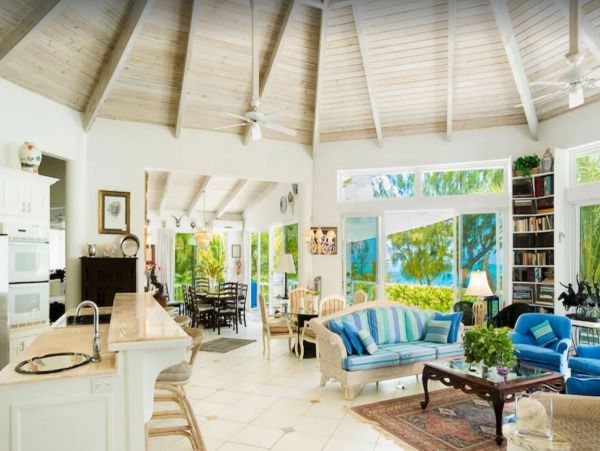 Private Vacation Villa Directly on the World´s Best Beach Grace Bay