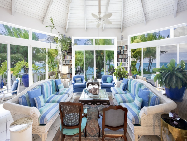 Private Vacation Villa Directly on the World´s Best Beach Grace Bay
