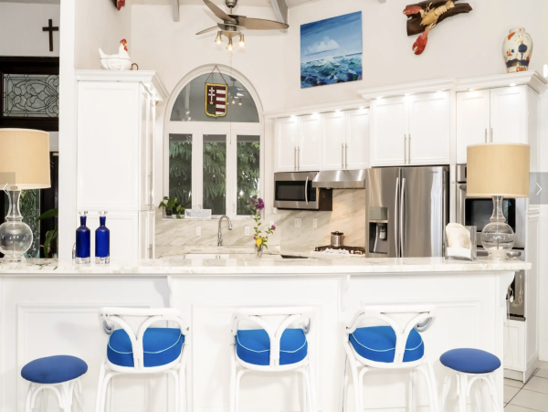 Private Vacation Villa Directly on the World´s Best Beach Grace Bay
