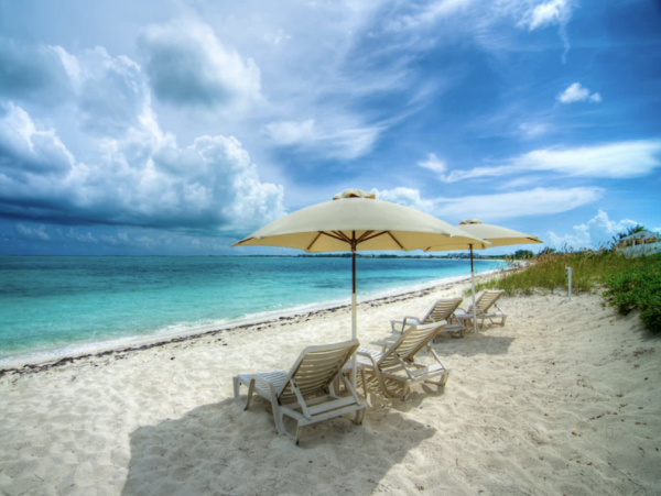 Private Vacation Villa Directly on the World´s Best Beach Grace Bay