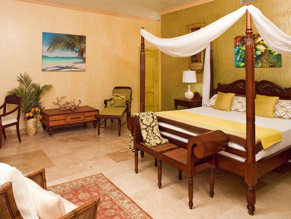 St. John Home 1003786