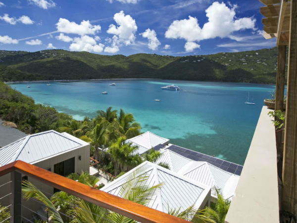 Gorgeous 9 Bedroom Vacation Home with Amazing Amenities
