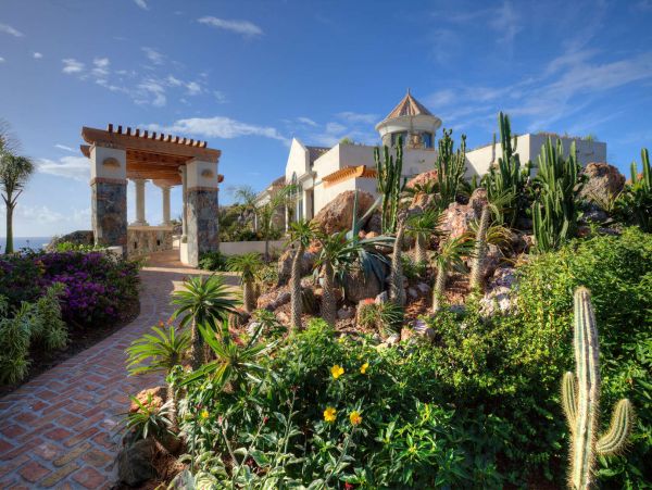 St. John Home 1003789