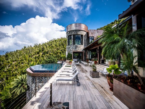 St. John Home 1003791