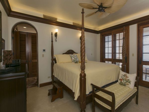 St. John Home 1003793
