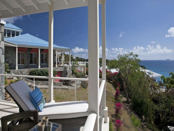 St. Thomas Home 1003795
