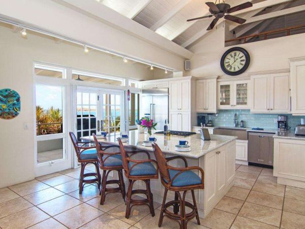 St. Thomas Home 1003795