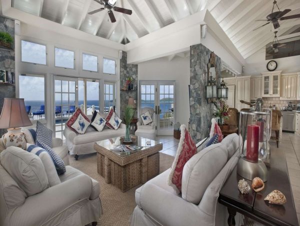 St. Thomas Home 1003795