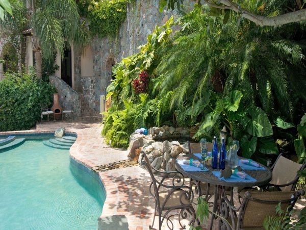 St. John Home 1003798