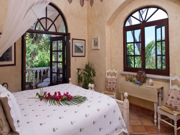 St. John Home 1003798
