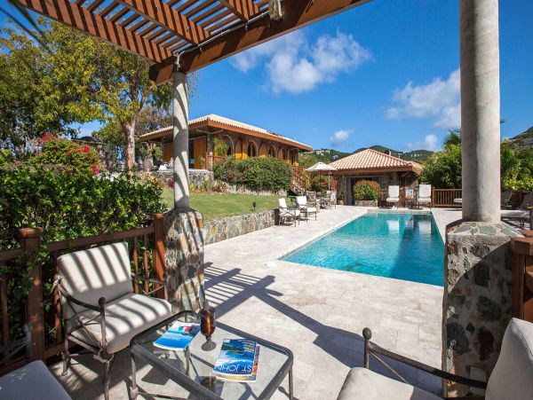 St. John Home 1003799