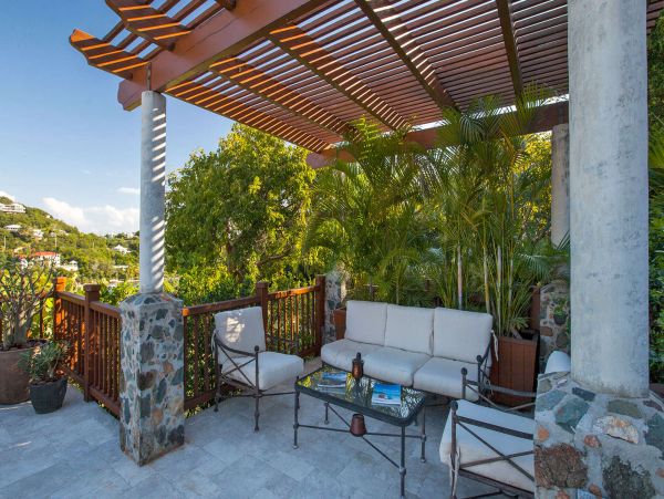 St. John Home 1003799