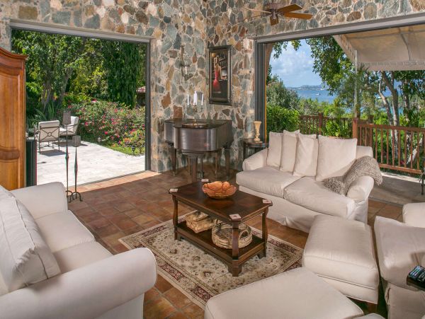 St. John Home 1003799