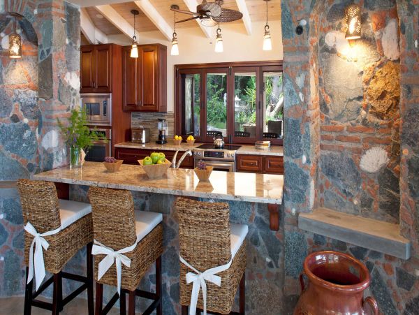 St. John Home 1003800