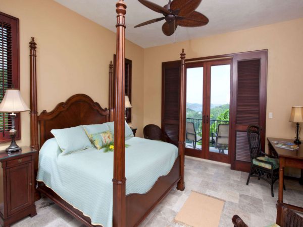 St. John Home 1003800