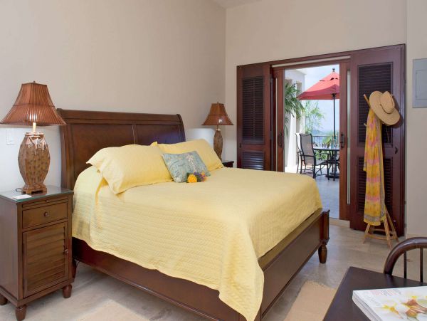 St. John Home 1003800