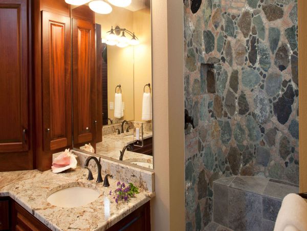 St. John Home 1003800