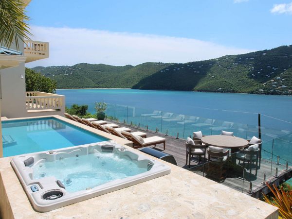 St. Thomas Home 1003802