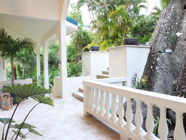 St. Thomas Home 1003802