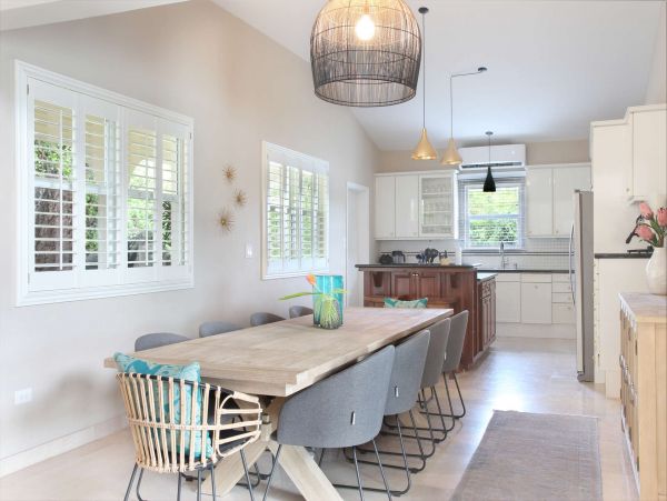 St. Thomas Home 1003802