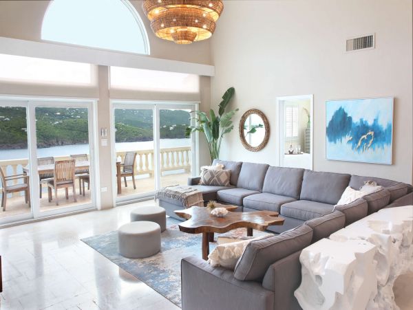 St. Thomas Home 1003802