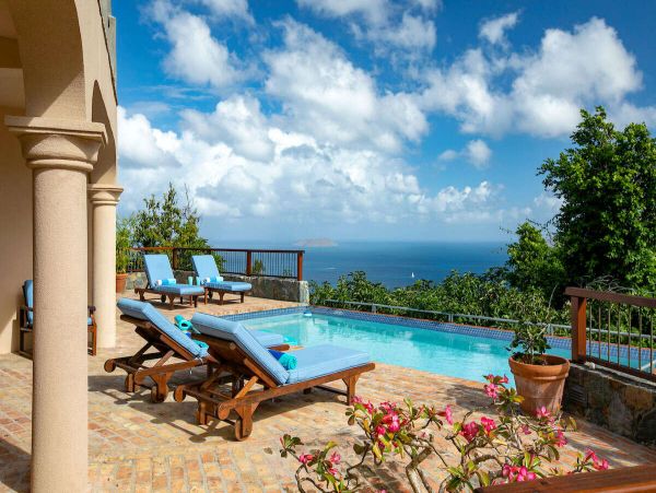 St. John Home 1003804