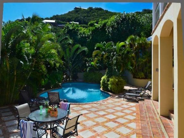 St. John Home 1003805
