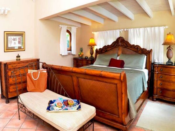 St. John Home 1003805