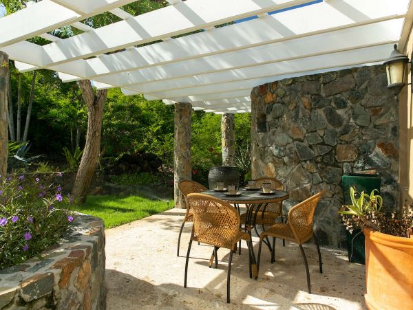 St. John Home 1003808