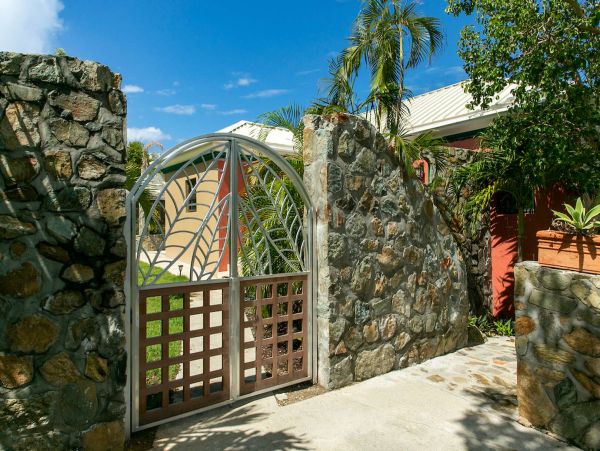 St. John Home 1003808