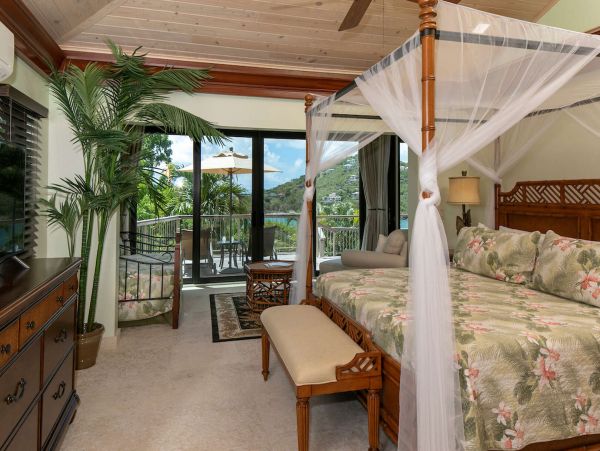 St. John Home 1003808