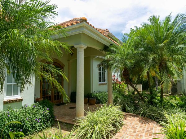 St. John Home 1003810
