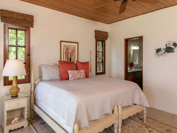 St. John Home 1003810