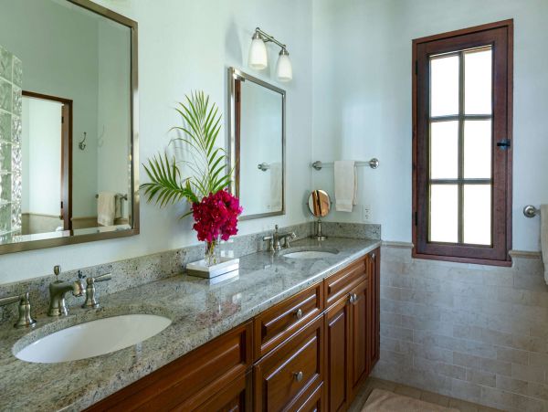 St. John Home 1003810