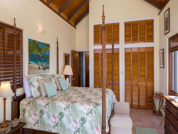 St. John Home 1003811