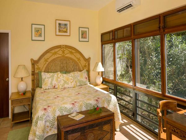 St. John Home 1003811