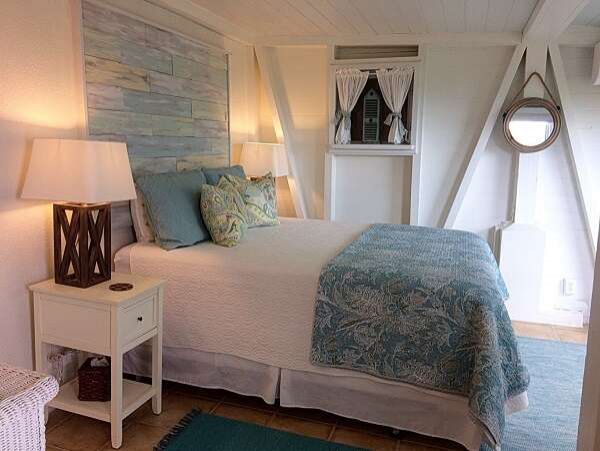 St. John Home 1003816